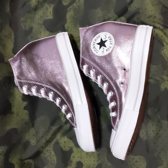 NWT Chuck Taylor All Star Lux Mid Wedge Sneakers - Picture 6 of 9